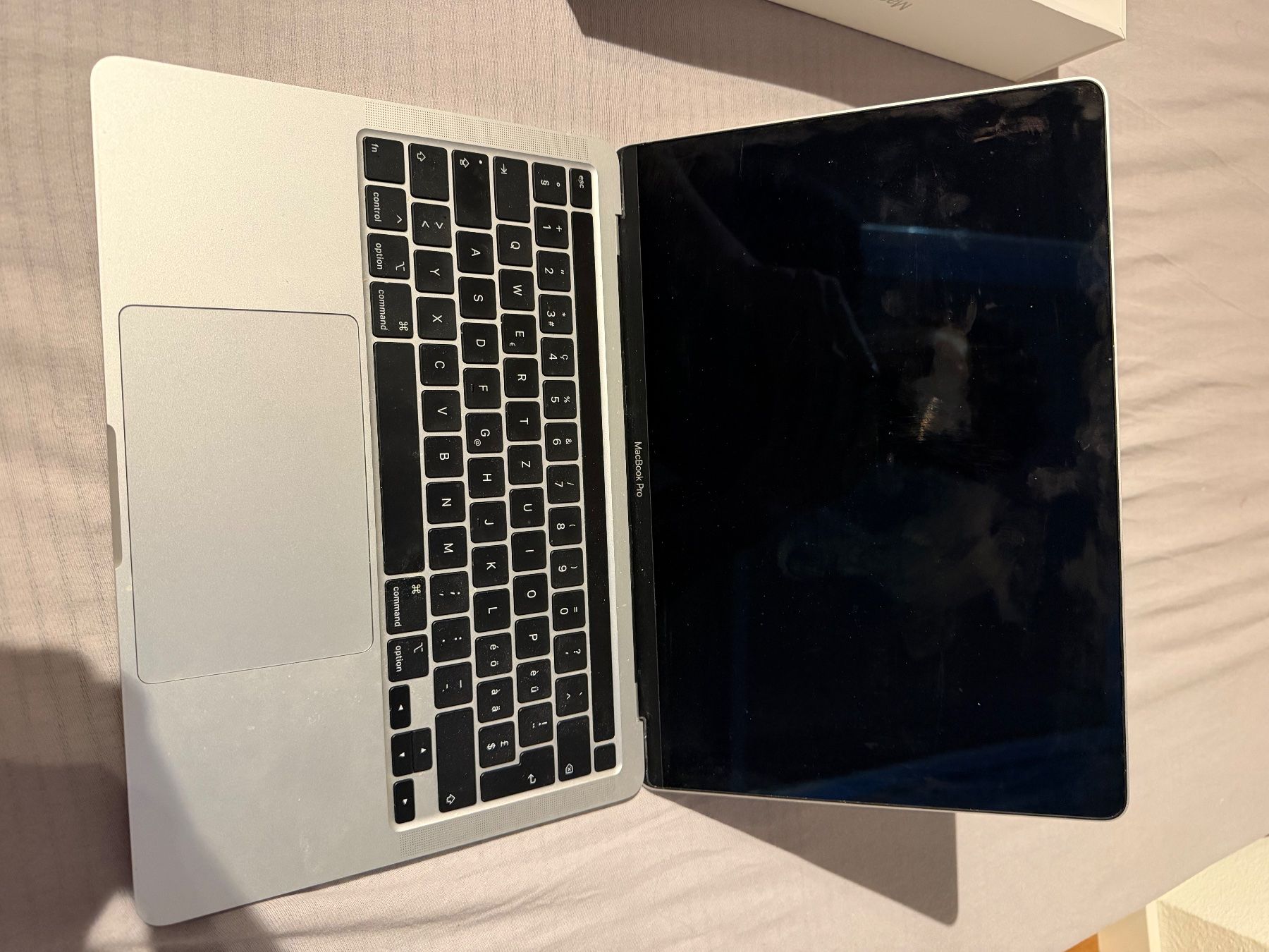 Apple Notebooks: Mcbook PRO 2020 Intel – Gebraucht aus Basel von azb_tb6b 1