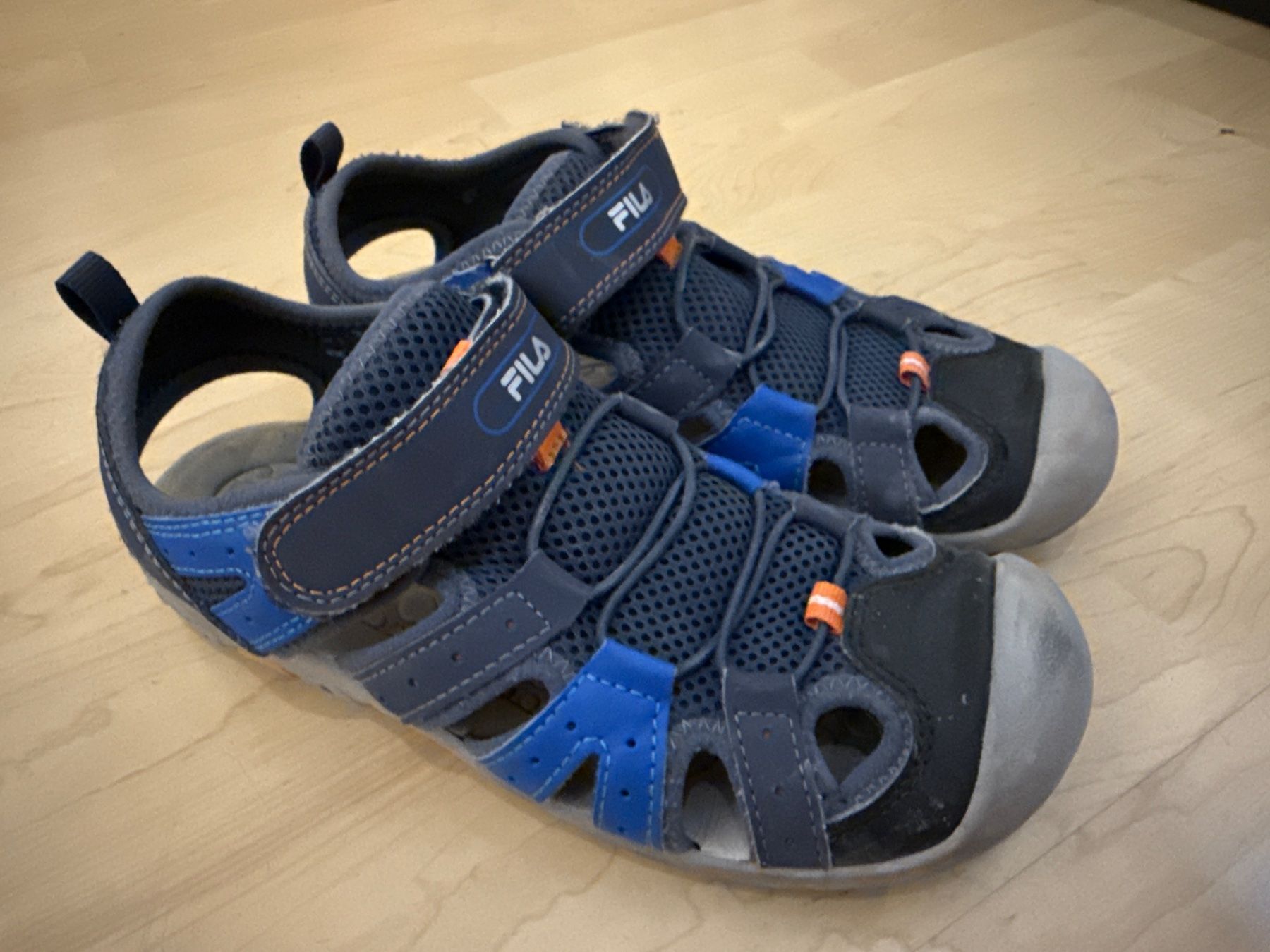 Fila Scarpe da uomo: Sandalen von Fila Gr. 37 – Usato da Uster venduto da pas_ytj2