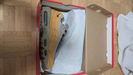 Nike Air Max 95 "Varsity Maize" T44 DSWT Réf 538416-700