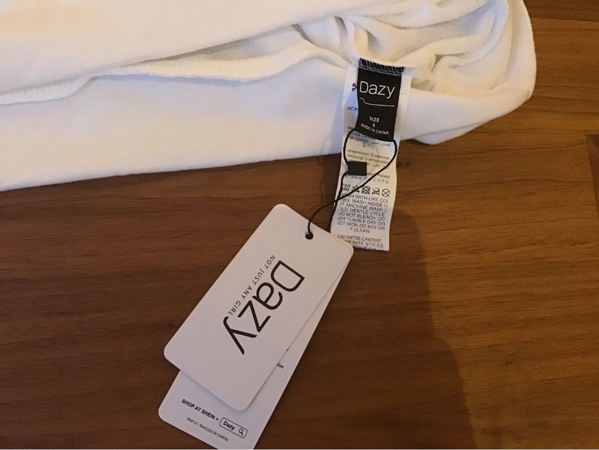 Pullover & Sweatshirts: Damen Sweatshirt Grösse S / Neu mit Etikette – Neu (gemäss Beschreibung) aus Waltenschwil von MeKo8 3