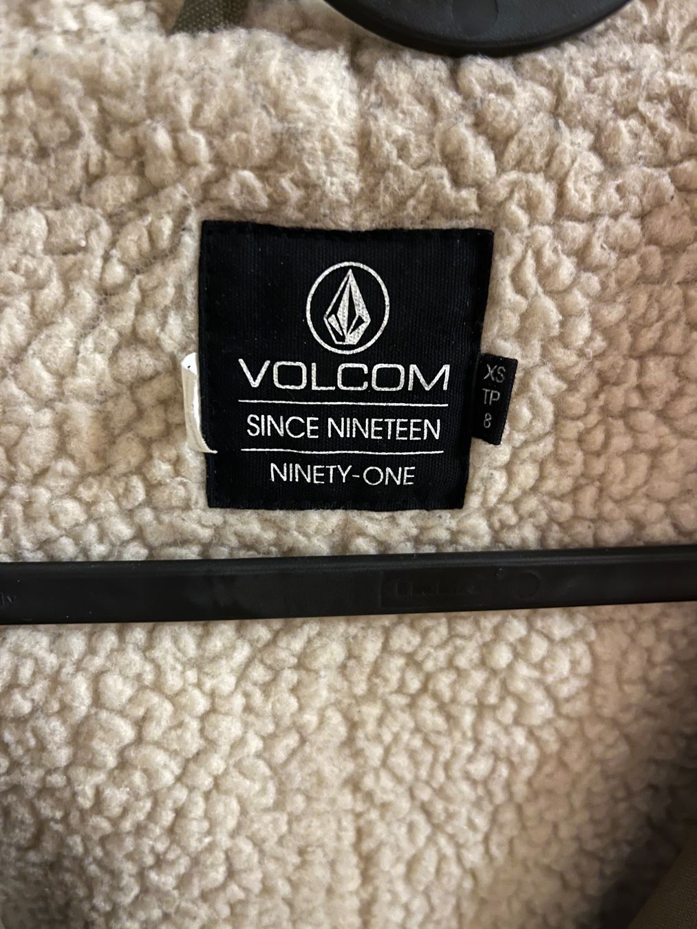Cappotti: Volcom Parka, Grösse XS – Usato da Frauenfeld venduto da heyLani 2