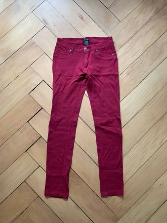CHOCOLATE - Stretch Hose weinrot S