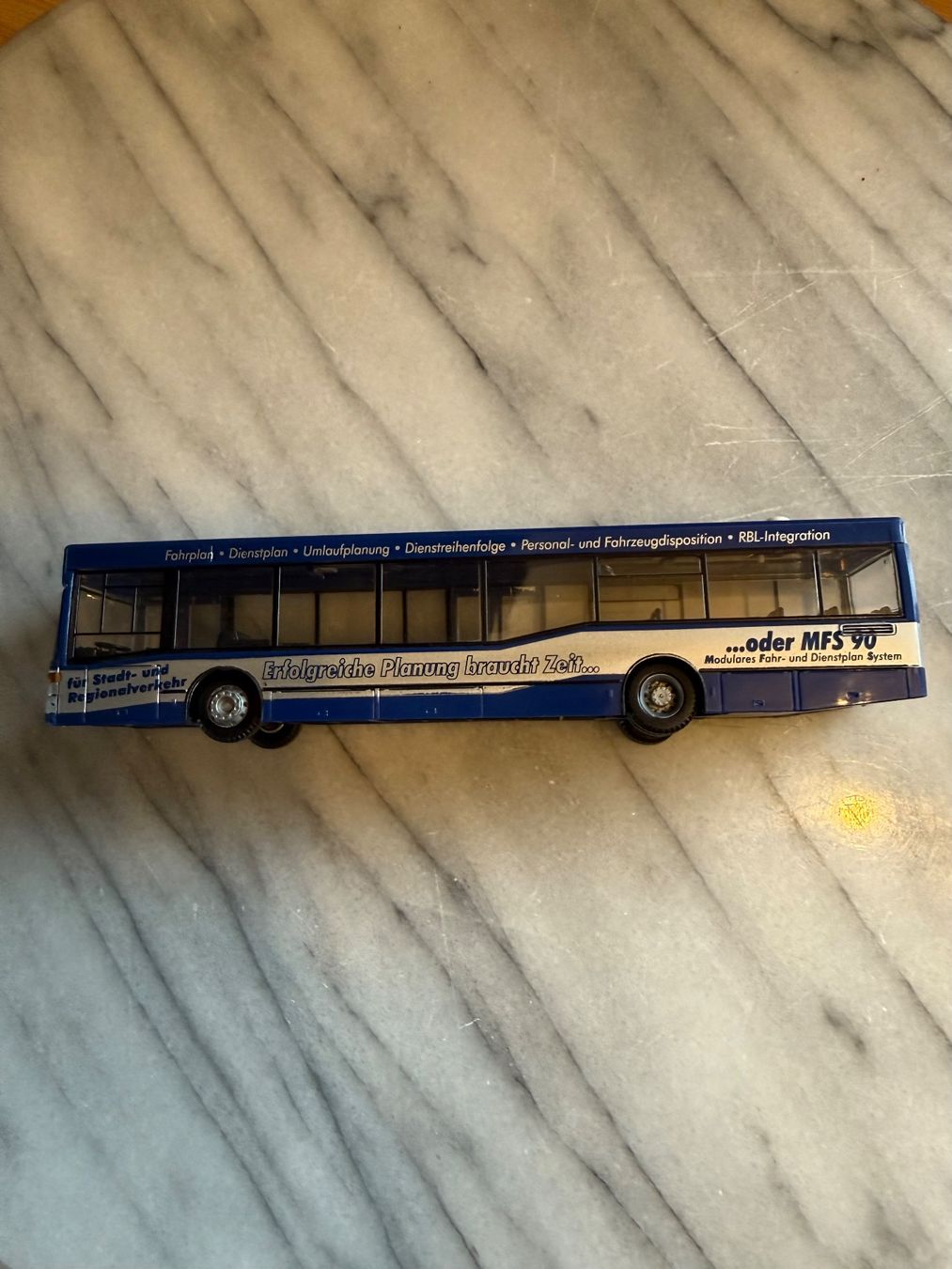 Rietze Kit di modellismo & Modellini statici: Linienbus Mercedes 407 - Rietze – Nuovo (secondo la descrizione) da Charmey (Gruyère) venduto da Schimmelblau 1