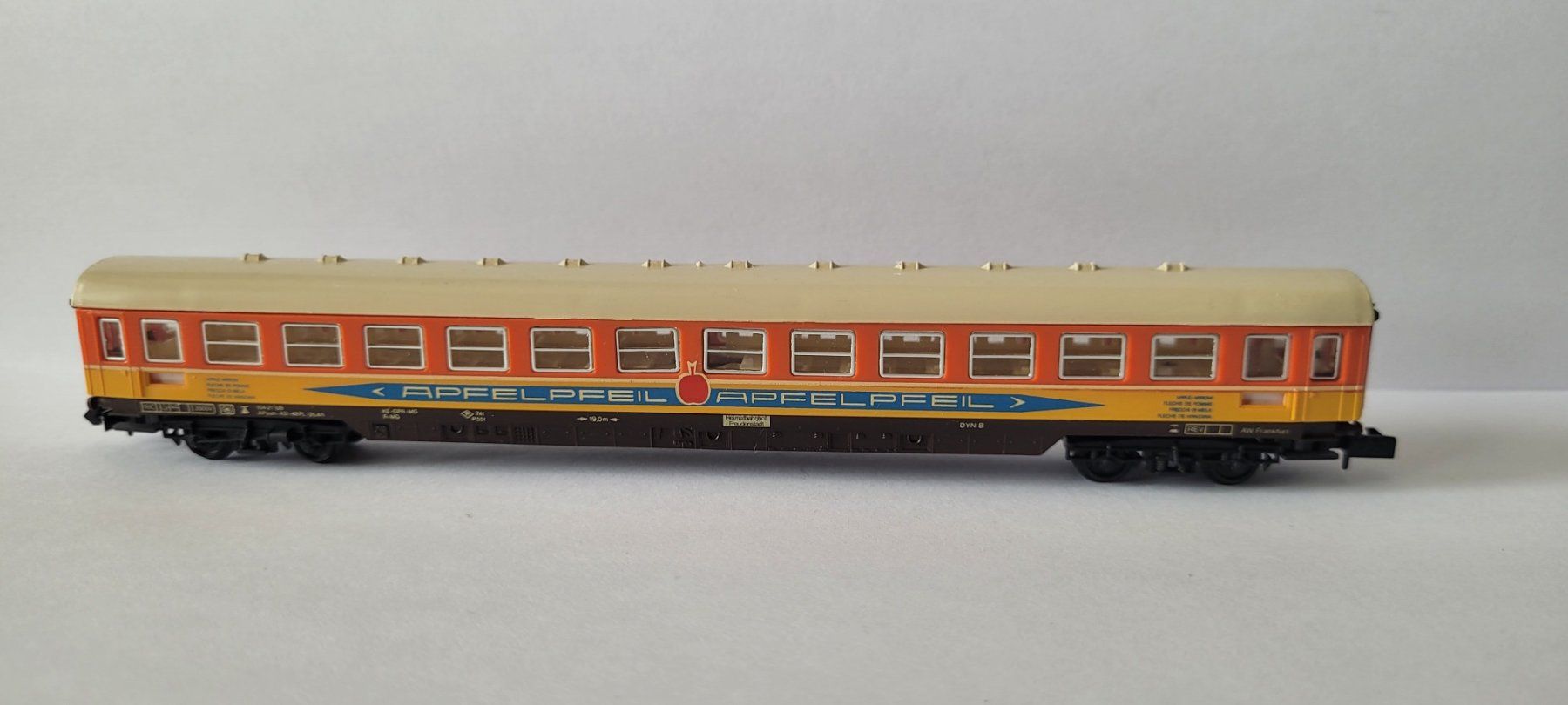 Arnold Modellini di ferrovie: Arnold  N  3852 Personenwagen "Apfelpfeil" – Nuovo e nell'imballaggio originale da Uetendorf venduto da dragon038 1