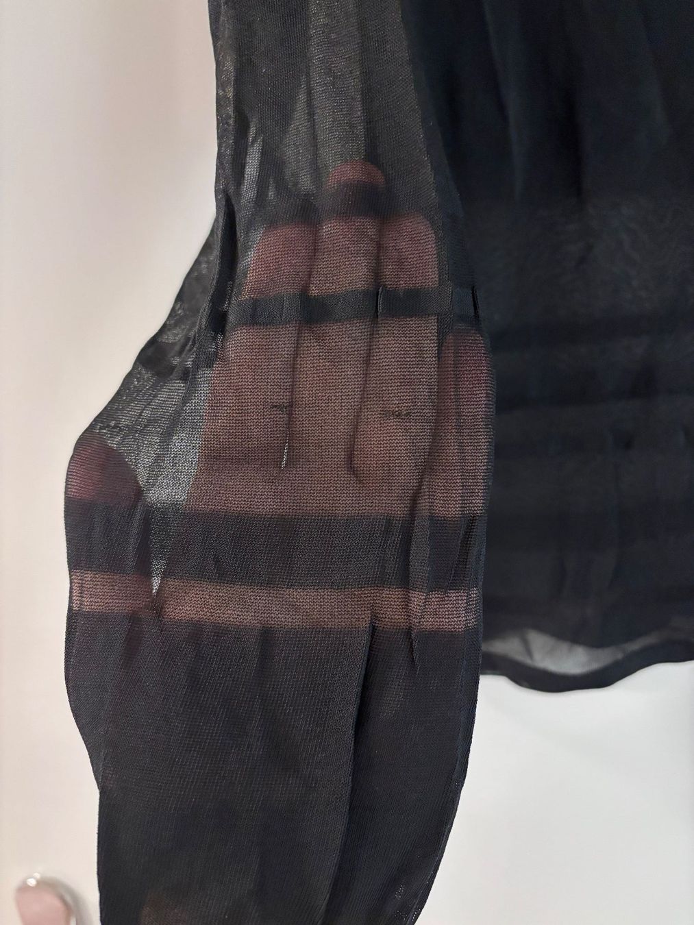 Armani Top: Giorgio Armani Oberteil – Usato da Wetzikon ZH venduto da Deba26 3