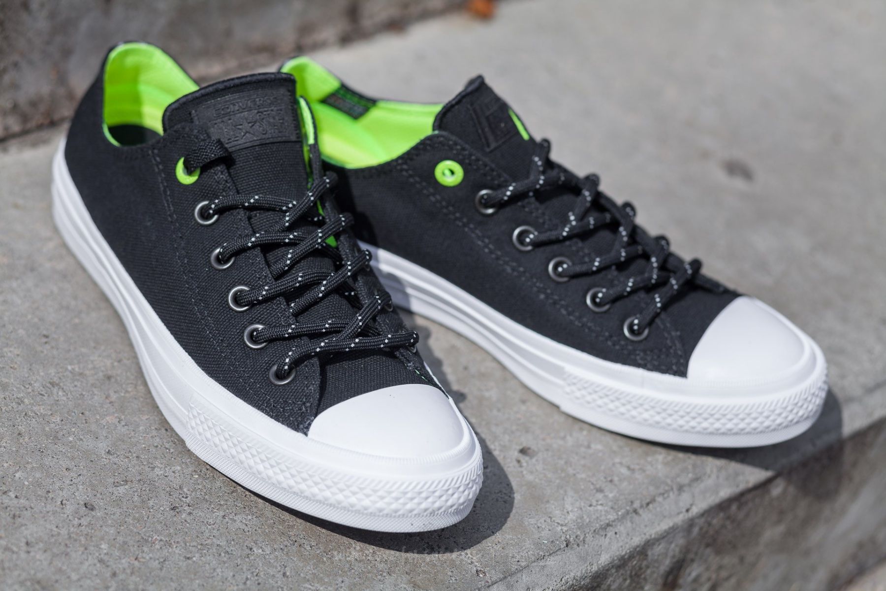 Converse Herrenschuhe: Converse Chuck Taylor All Star II Canvas Gr. 36.5 – Neu und originalverpackt aus Spreitenbach von 1Runner 7