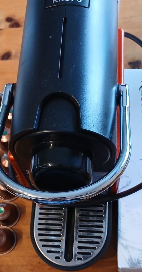 Krups Macchine per caffè & Macchine per espresso: Krups Kapselmaschine – Usato da Maloja venduto da ato85