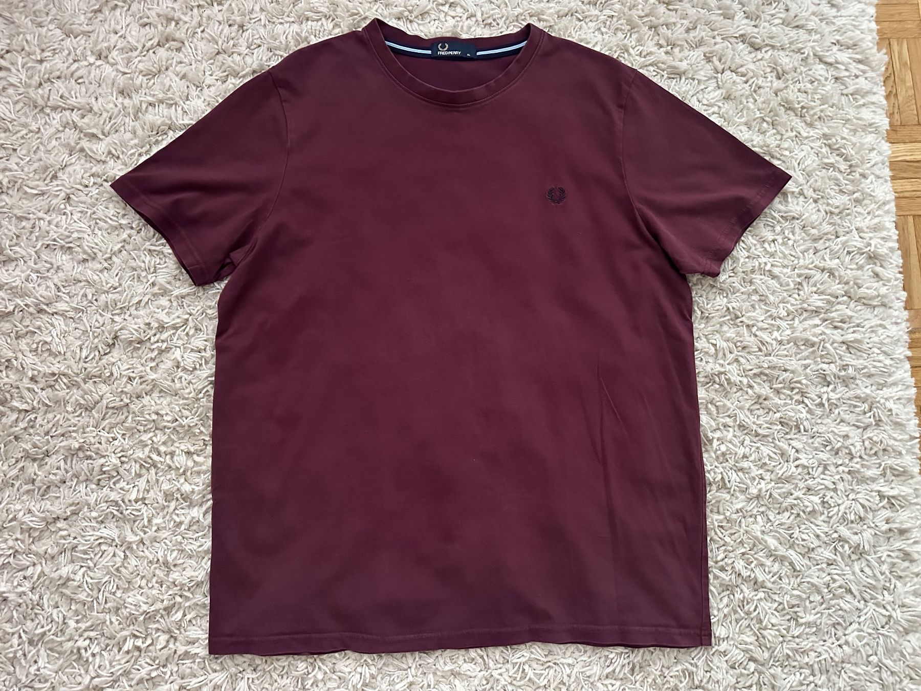 Fred Perry T-shirt: Fred Perry T-Shirt Gr.XL – Usato da Bern venduto da BrandVilla