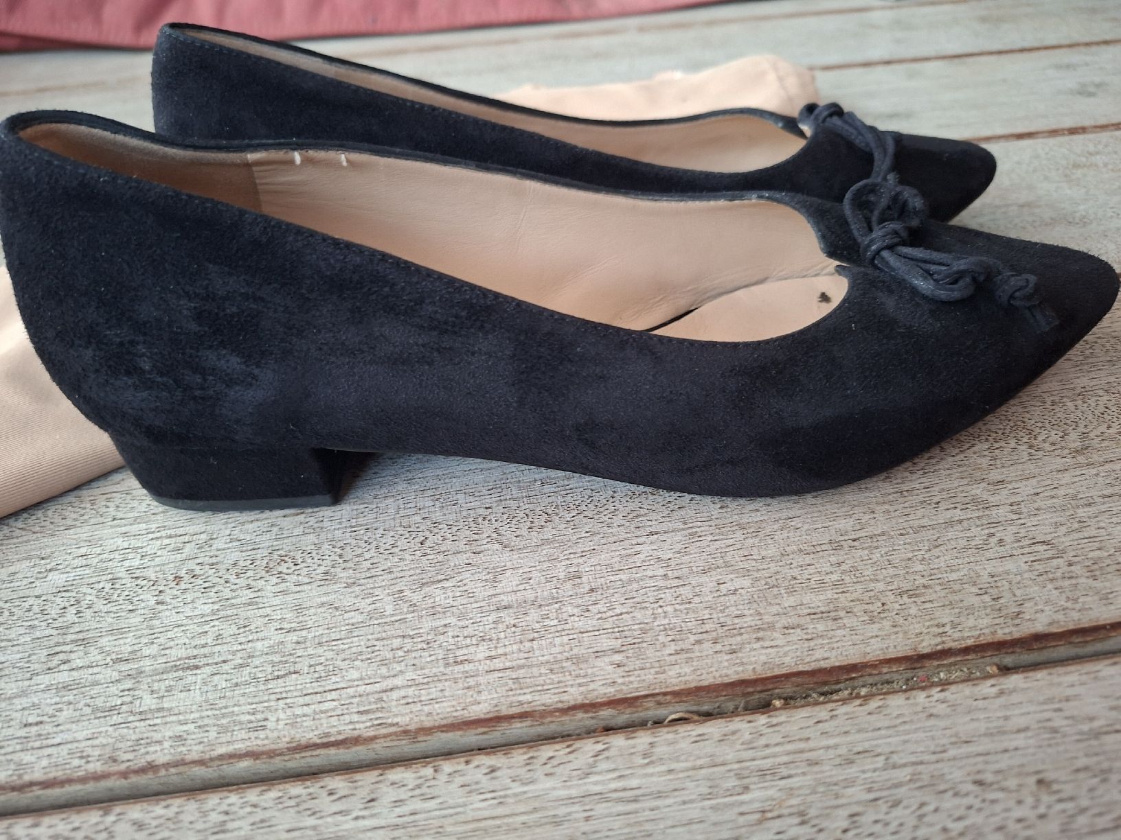 Kaiser Scarpe da donna: Peter Kaiser Echtleder-Pumps, Gr. 38.5 Schwarz – Usato da Zug venduto da tervo 1