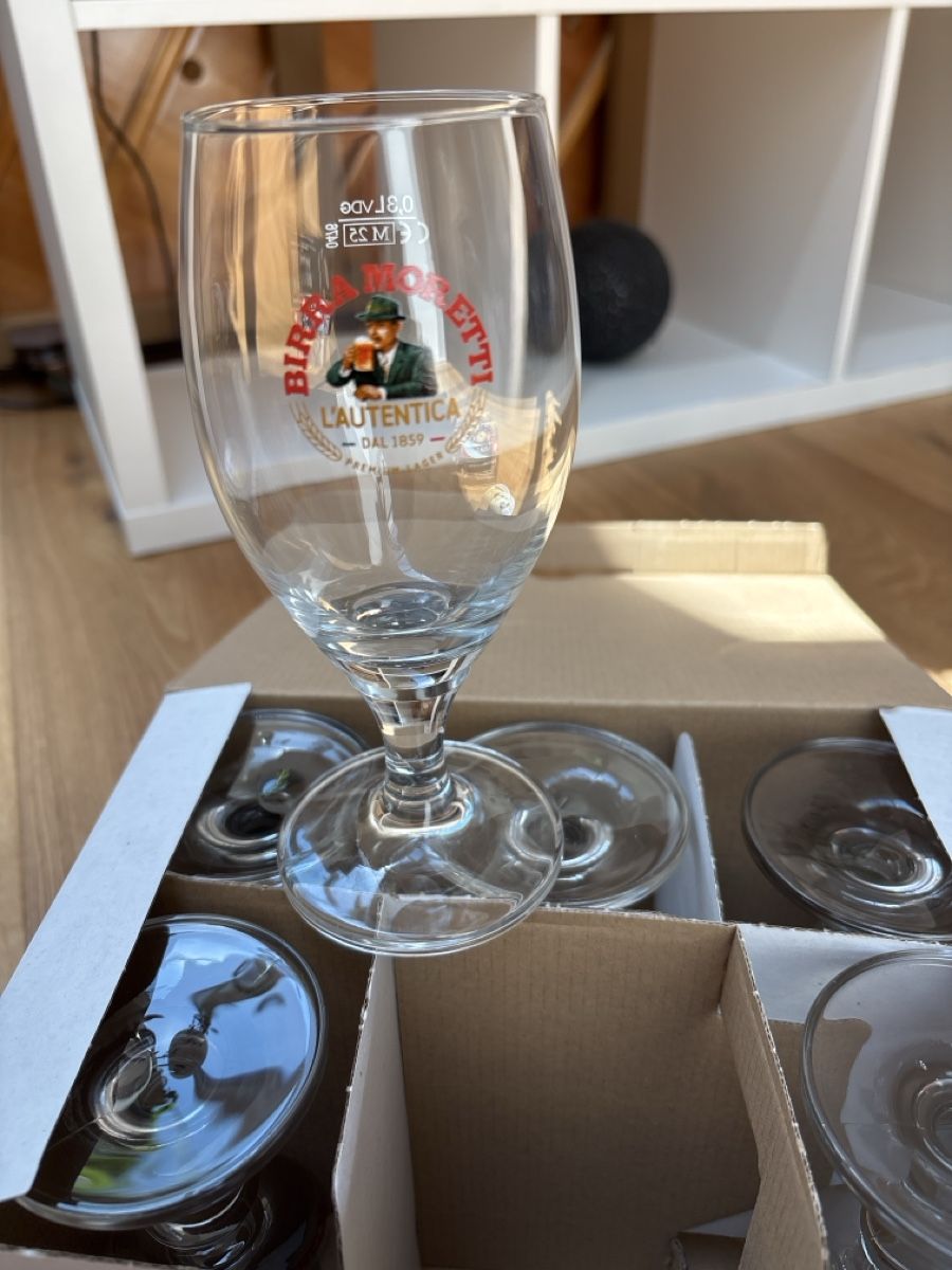 Set di piatti: Biergläser Birra Moretti 0.3l mit Untersetzer Set neu – Nuovo e nell'imballaggio originale da Rickenbach ZH venduto da mar_p6sg 1