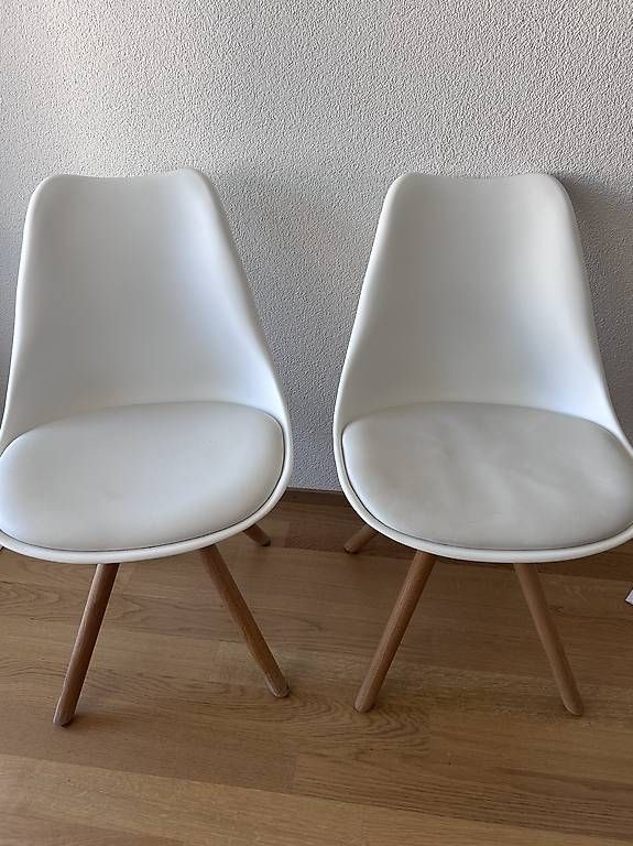 Set di tavolo e panche: Dining Table + 6 Chairs  226×113 cm – Usato da Zürich venduto da cla_l7hq 3