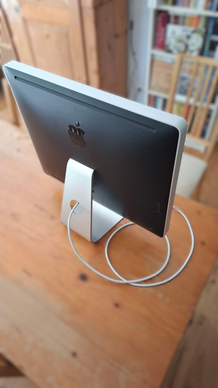 Apple PC: iMac 9,1 24 pouces, bon état – Usato da Epalinges venduto da que_6gn9 2