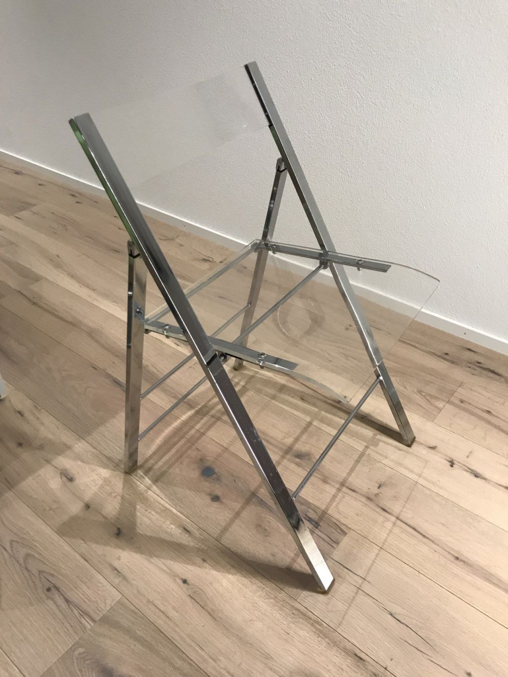 Sedie: Schöner Plexiglas Klappstuhl Design 1960 - 1980 – Usato da Gersau venduto da pd-design-and-art