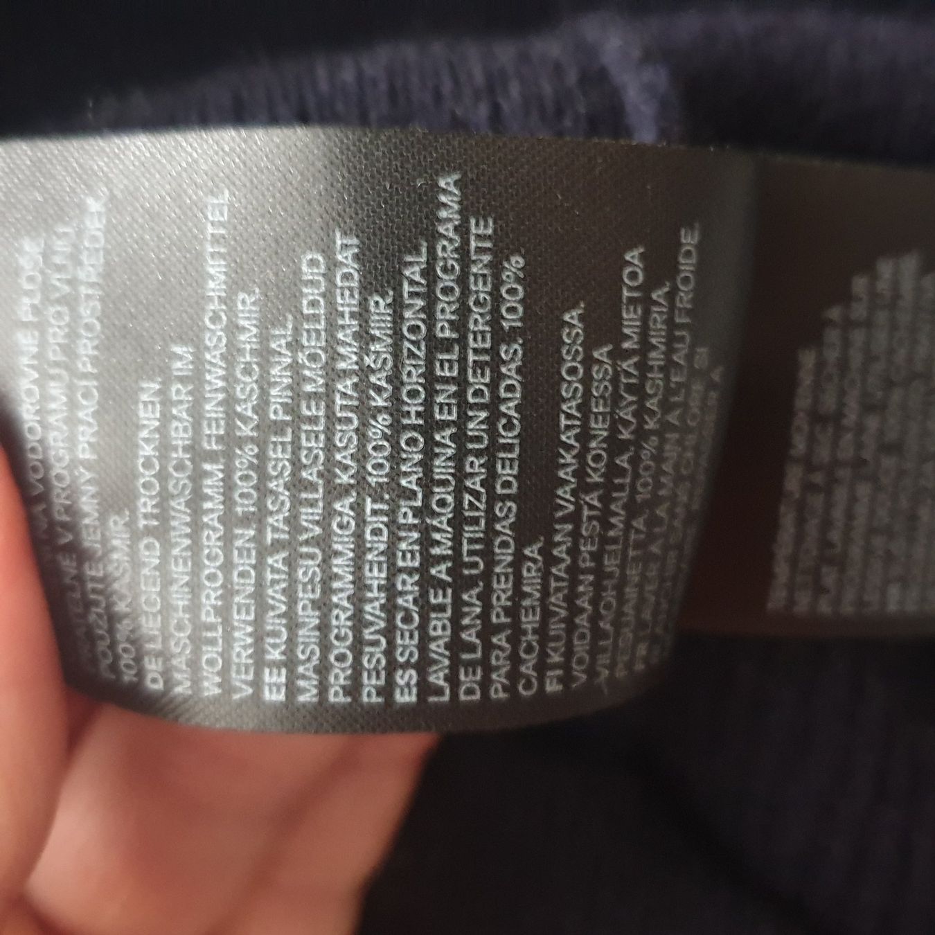 H&M Pullover & Sweatshirts: H&M Kaschmir Pullover, Grösse S, Top Zustand – Gebraucht aus Frenkendorf von Chrigeli01 3