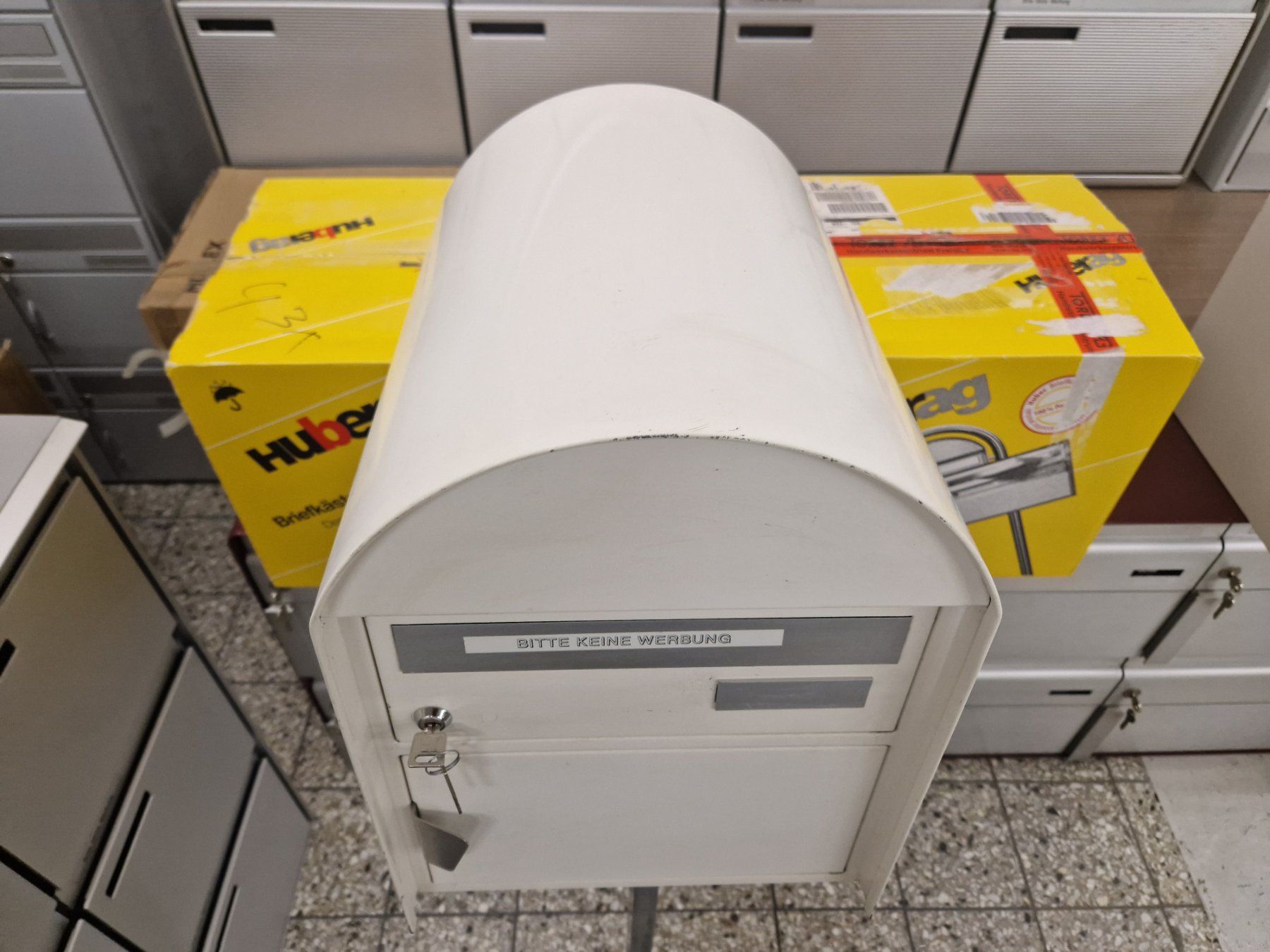 Altro per la casa: Standbriefkasten ( Huber ) – Usato da Wiler b.Utzenstorf venduto da bamaa-shop 1