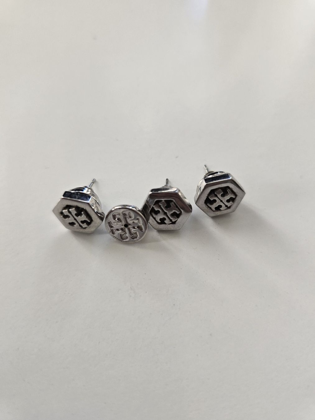 Tory Burch Orecchini pendenti & Orecchini a lobo: Elegante Tory Burch Ohrstecker – Usato da Zürich venduto da nara13 1