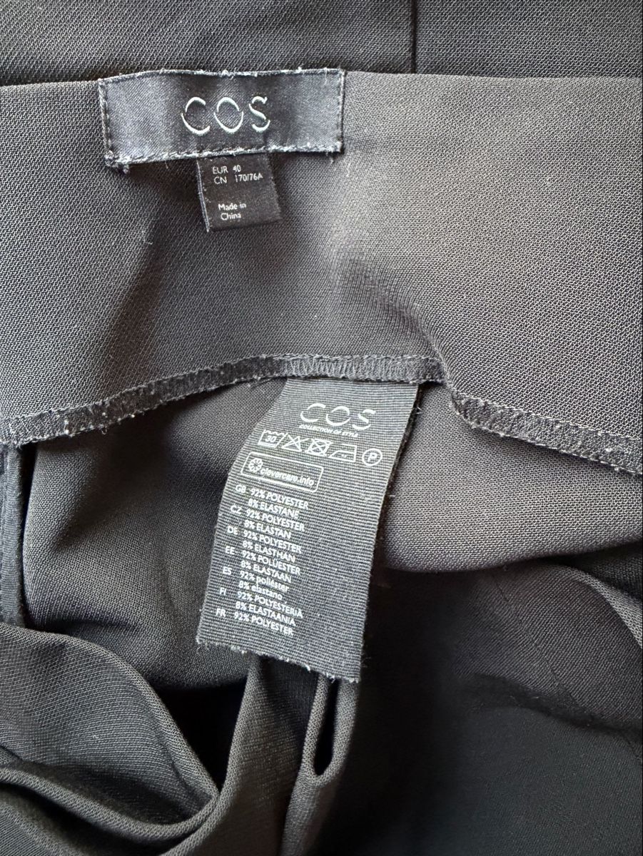 Cos Pantaloni: Culotte Cos Schwarz – Usato da Zürich venduto da Robin_zh2 2
