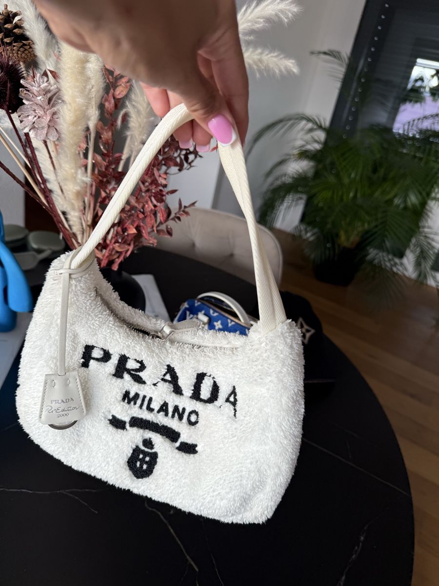 Prada Taschen für Damen: Prada Tasche – Neu (gemäss Beschreibung) aus Mellingen von eli_7hdx