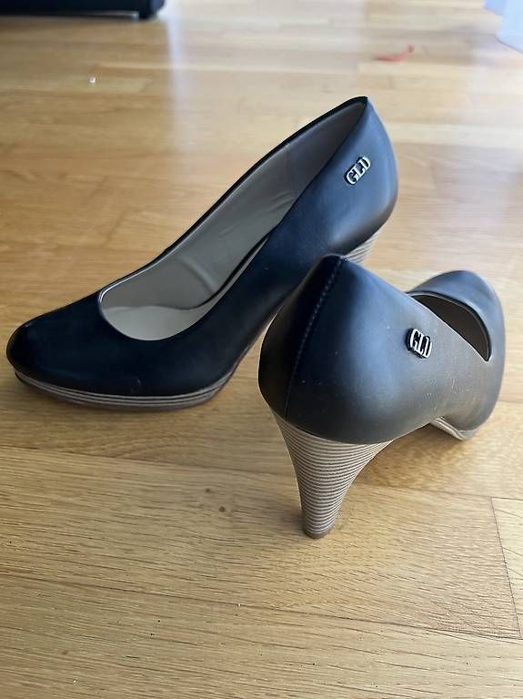 Scarpe da donna: Pumps, Grösse 38 – Usato da Gebenstorf venduto da pin_67yc 2