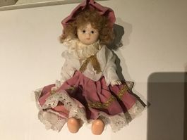 Ältere Porzellan Puppe/ Bambola