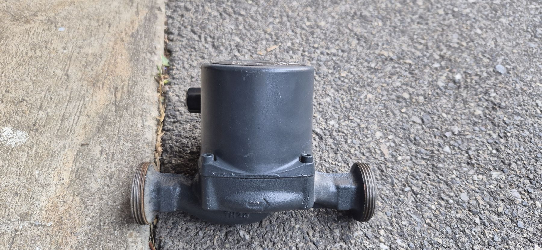 Grundfos Chauffage: alt GRUNDFOS Pumpe  – D'occasion à Huttwil par Gomex35 1