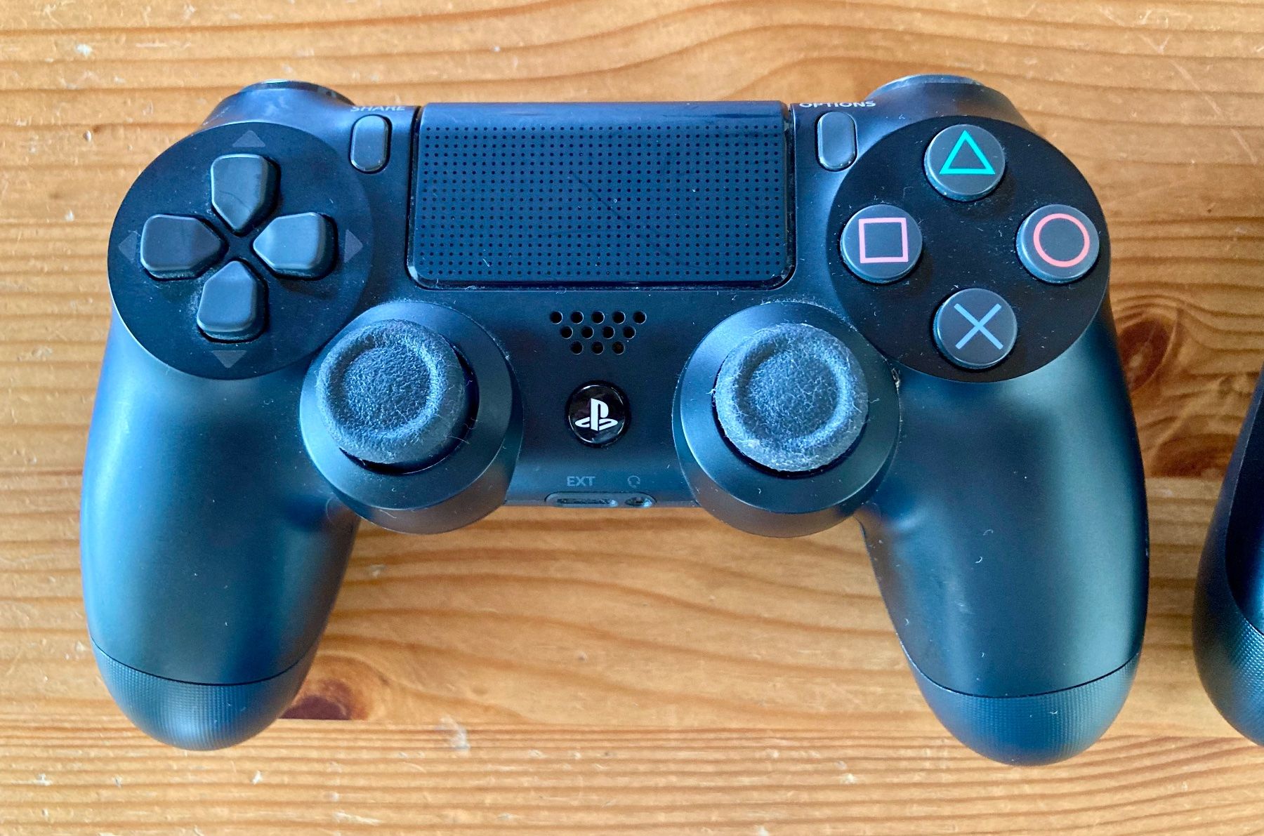 Sony Controller: 2x Dual Shock Controller - PS4 – Difettoso da Zürich venduto da Djmotionch 1