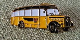 A328 - Pin PTT Post Postauto Postbus Bus Saurer
