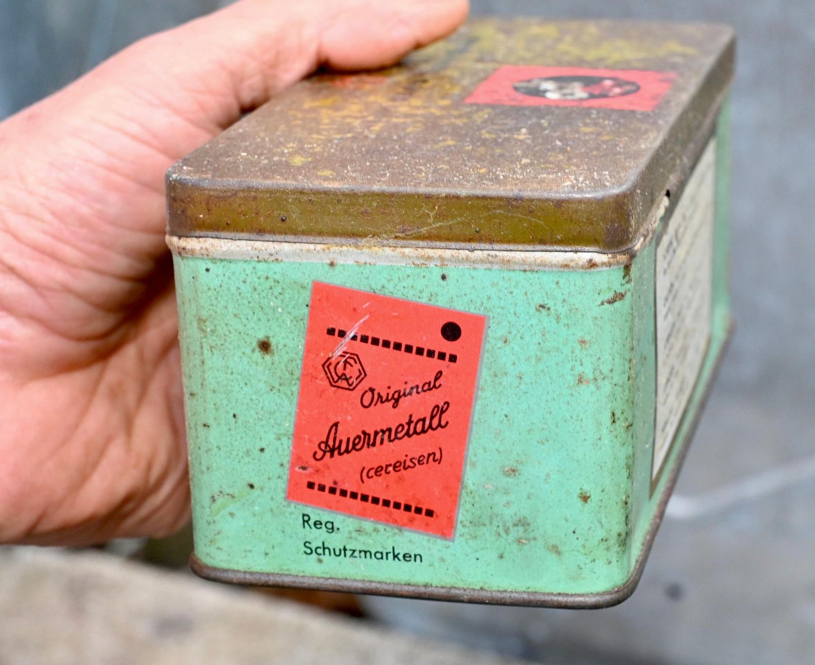 Dosen: alte Blechdose Original Auermetall -  Feuersteine Austria – Gebraucht aus Pfaffhausen von mono_rec 4
