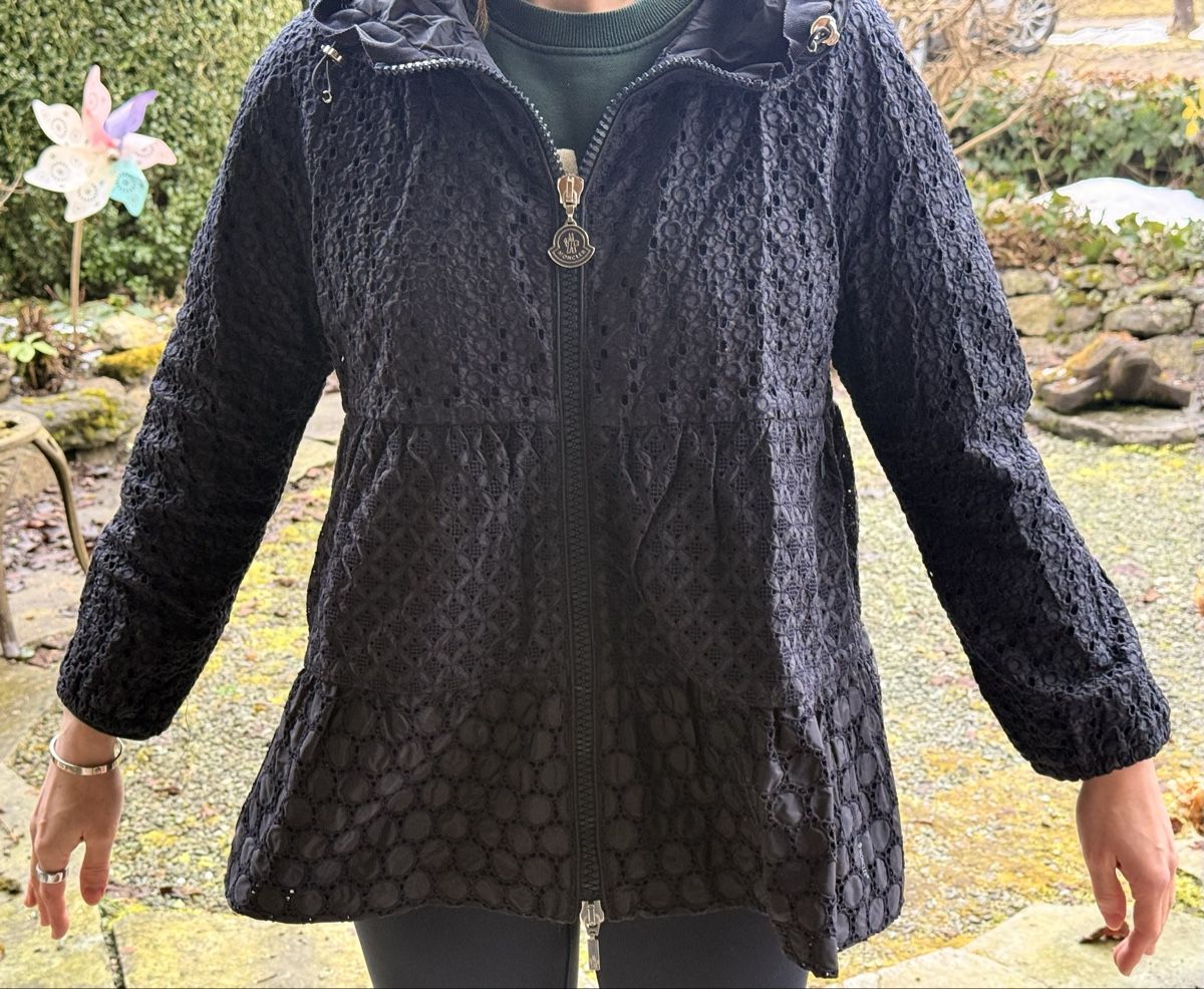 Moncler Giacche: Parka Moncler - navy blue – Nuovo (secondo la descrizione) da Wetzikon ZH venduto da LaiLu