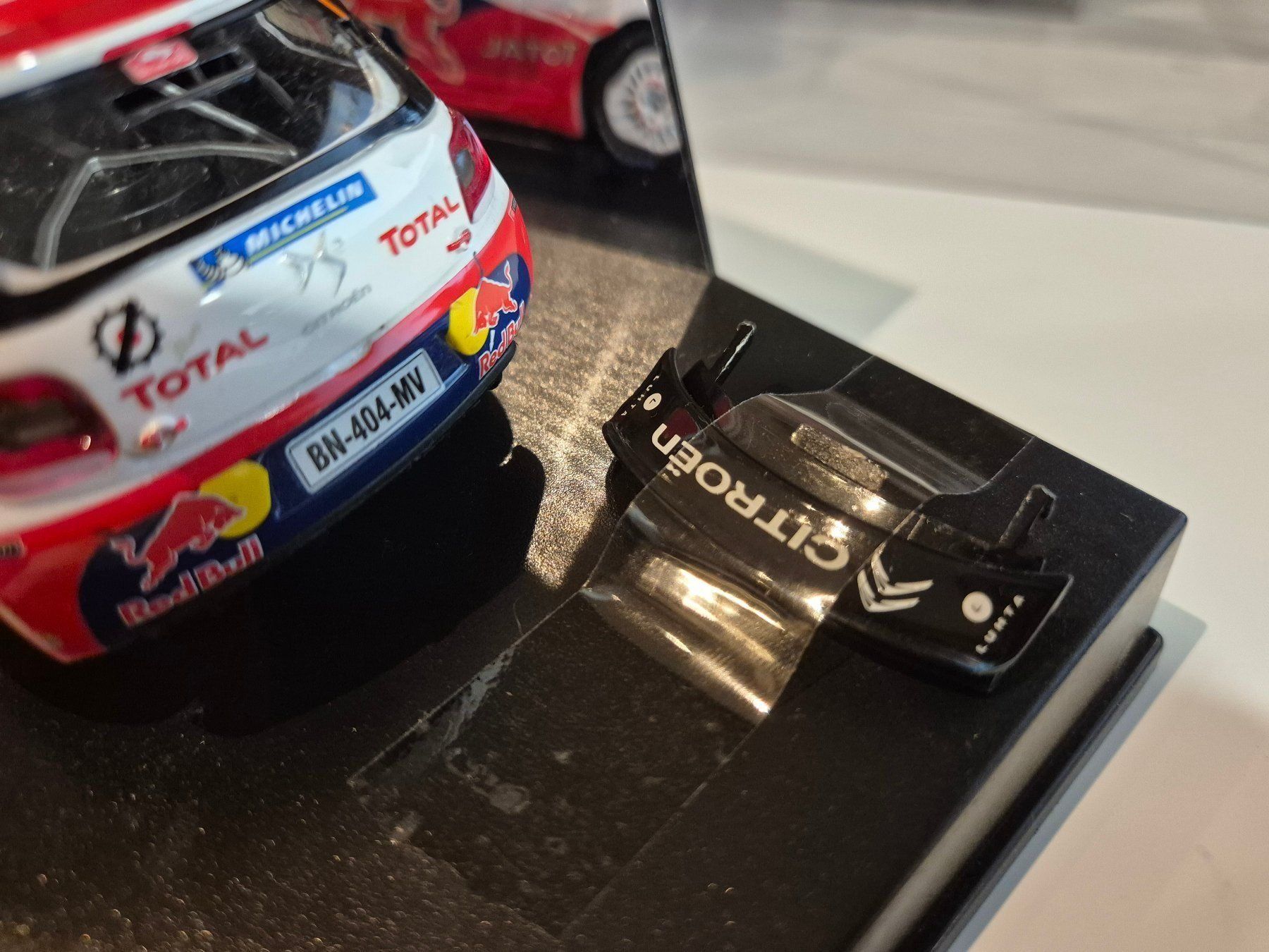 Carrera Piste: Carrera Evolution Citroën DS3 WRC Sebastian Loeb Nr.1 – Usato da Ennetbürgen venduto da Perlen01 1