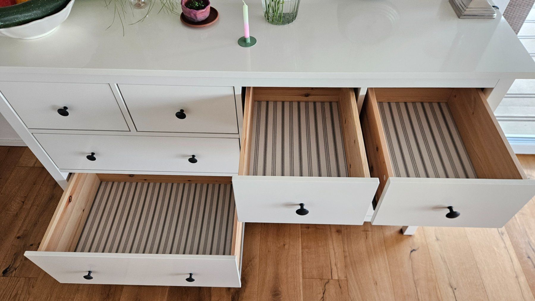 Ikea Commodes: IKEA HEMNES Kommode mit 8 Schubladen, weiß – D'occasion à Bassersdorf par Sunseekker1 2