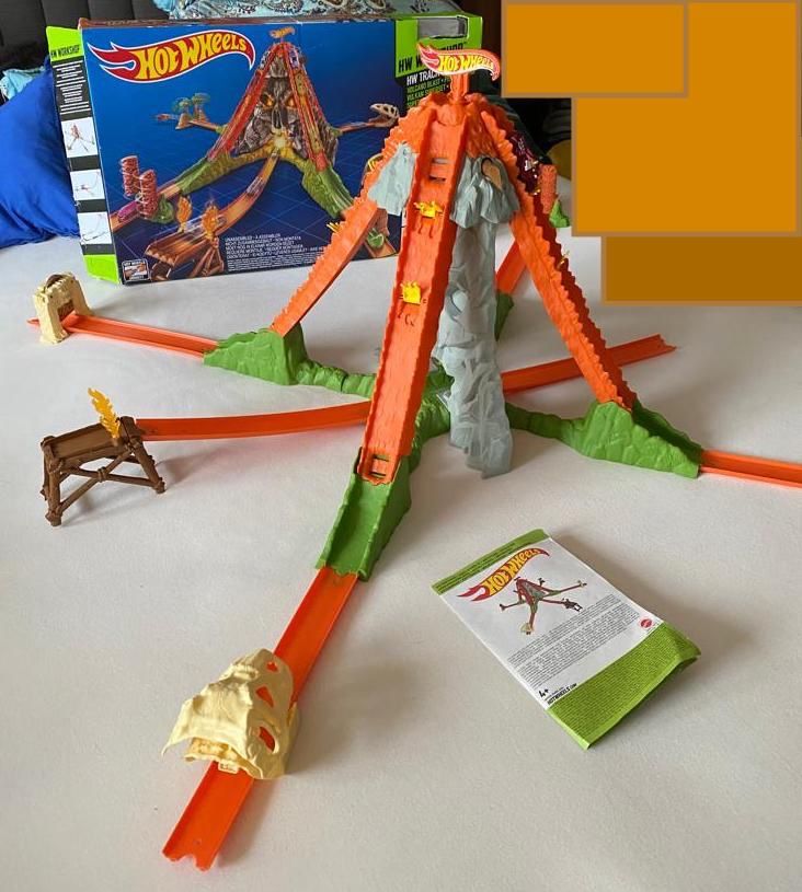 Hot Wheels Piste: Hot Wheels Vulkan Superset, incl. 1 Auto – Usato da Wagenhausen venduto da M.Sieg 1