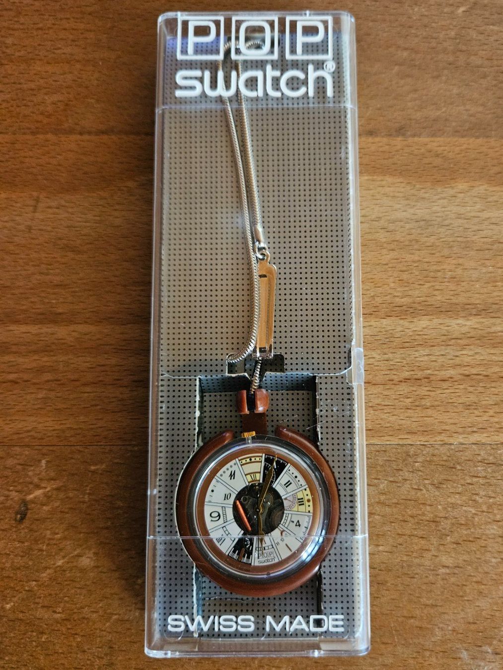 Swatch Orologi: Montre Swatch POP neuve avec chainette – Nuovo e nell'imballaggio originale da St-Barthélemy VD venduto da trak98p 1