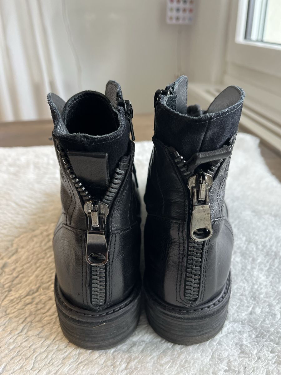 Chaussures femmes: Leder Stifletten – D'occasion à Tagelswangen par Gizzmo..77 1