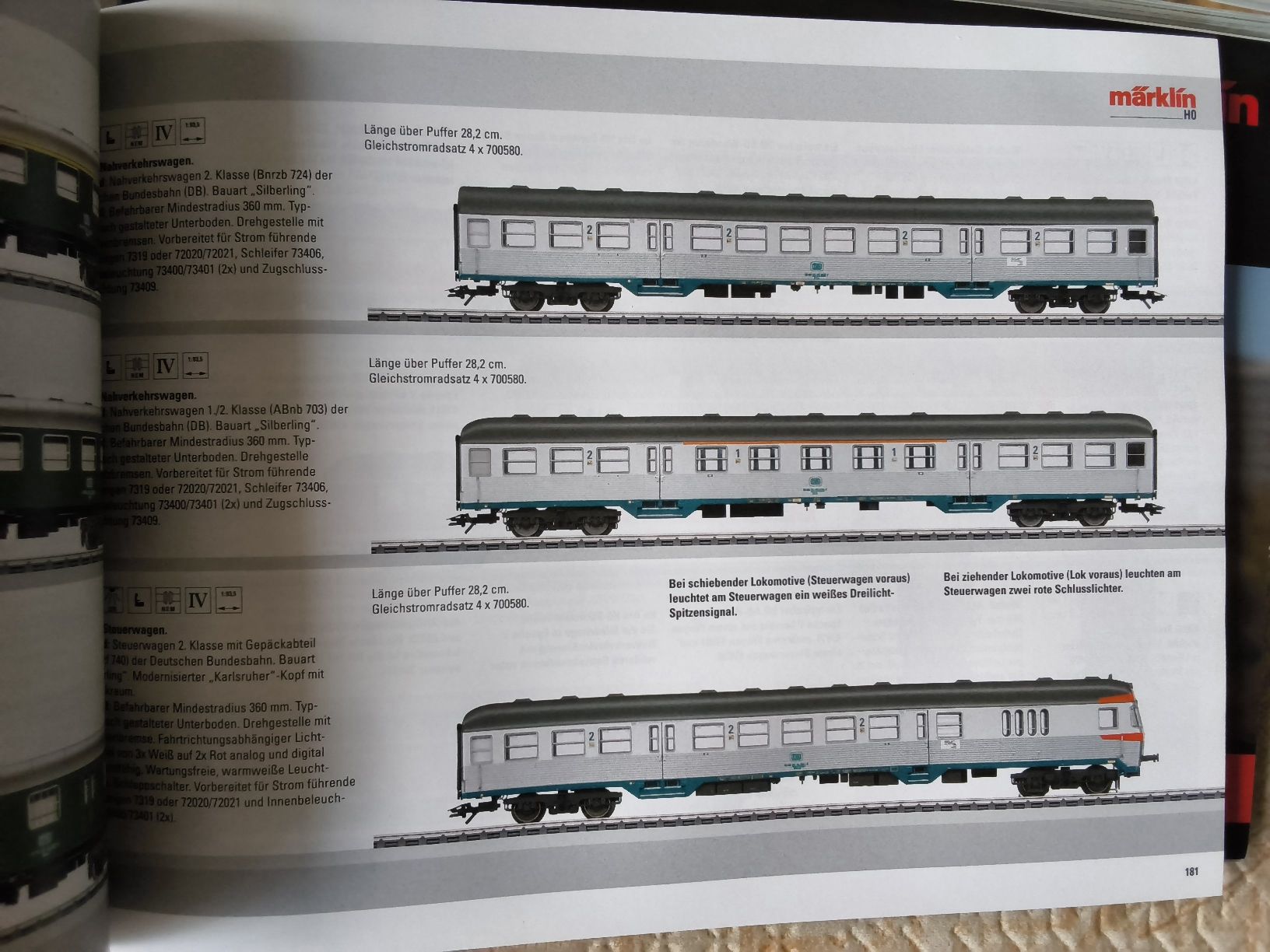 Livres: Märklin Gesamtkatalog 2011/2012 – D'occasion à Hallau par histoiremerveilleuse 8