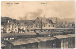 Uznach Bahnhof mit Zügen