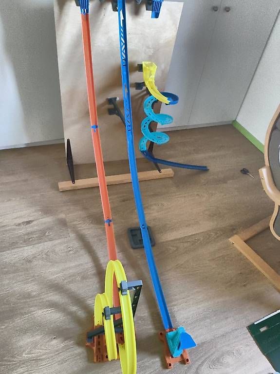 Piste: Circuit Hotwheels – Usato da Champagne venduto da jan_vcd5 2
