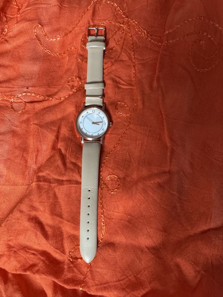 Uhren: Mode Damen Uhr – Gebraucht aus Mühlau von Anna0137