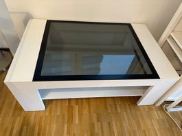 Couchtisch (Couch table)