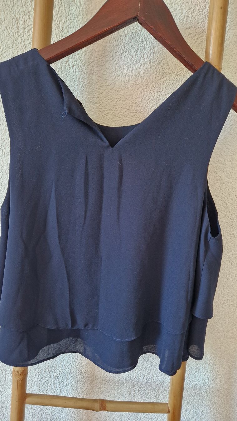 Zara Tops: Haut bleu marine taille xs – D'occasion à Montana par cla_p9mg 1