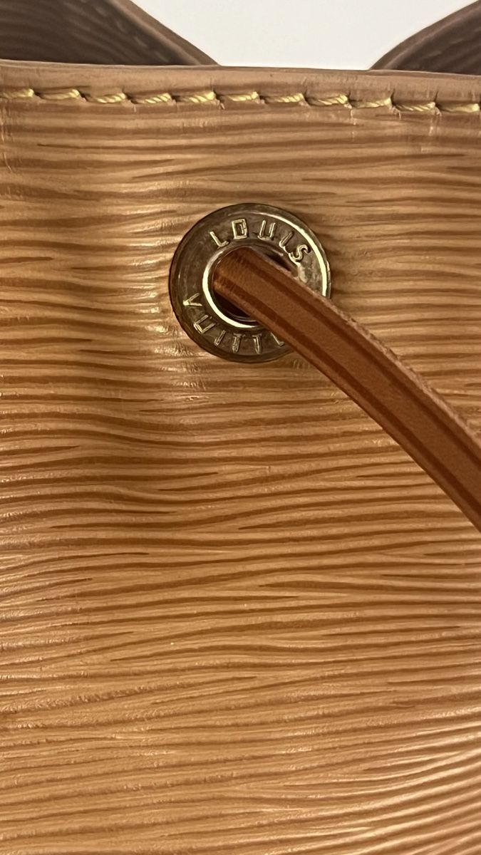 Louis Vuitton Borse da donna: Louis Vuitton Petit SAC -Epi Leder/ beige – Usato da Basel venduto da marinaliane 9