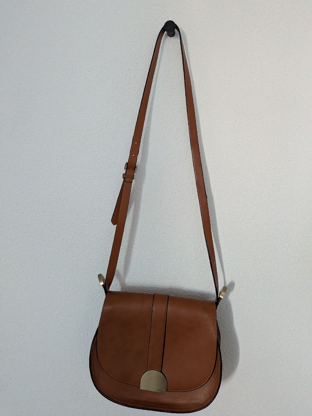 Zara Borse da donna: Zara camel shoulder bag – Usato da Morges venduto da dhi_y2qk 6