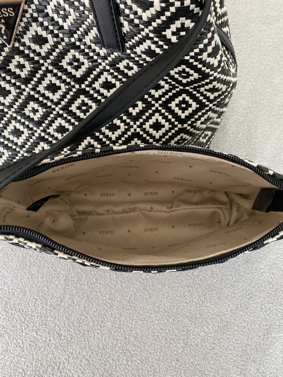Borse da donna: Guess Tasche NEU! – Nuovo e nell'imballaggio originale da Aegerten venduto da G7unit 6