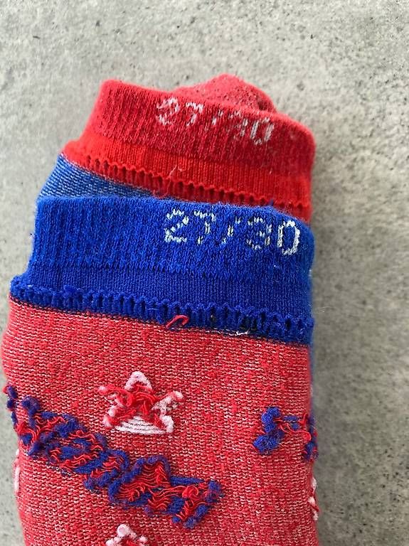 Calze per bambini: Kniesocken Mickey Mouse 27-30 – Usato da Hettlingen venduto da rselchi 4