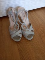 Sandalen, grau glänzend  Grösse 36