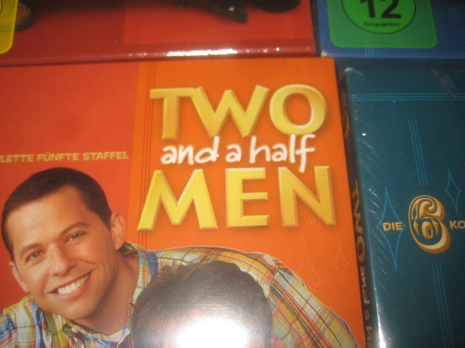 Tous les DVDs: DVD  TWO ANDA HALF  MEN – Neuf avec emballage d'origine à Uster par flocke1 1