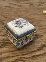 Kleine Keramikdose für Schmuck oder Pillen handbemalt