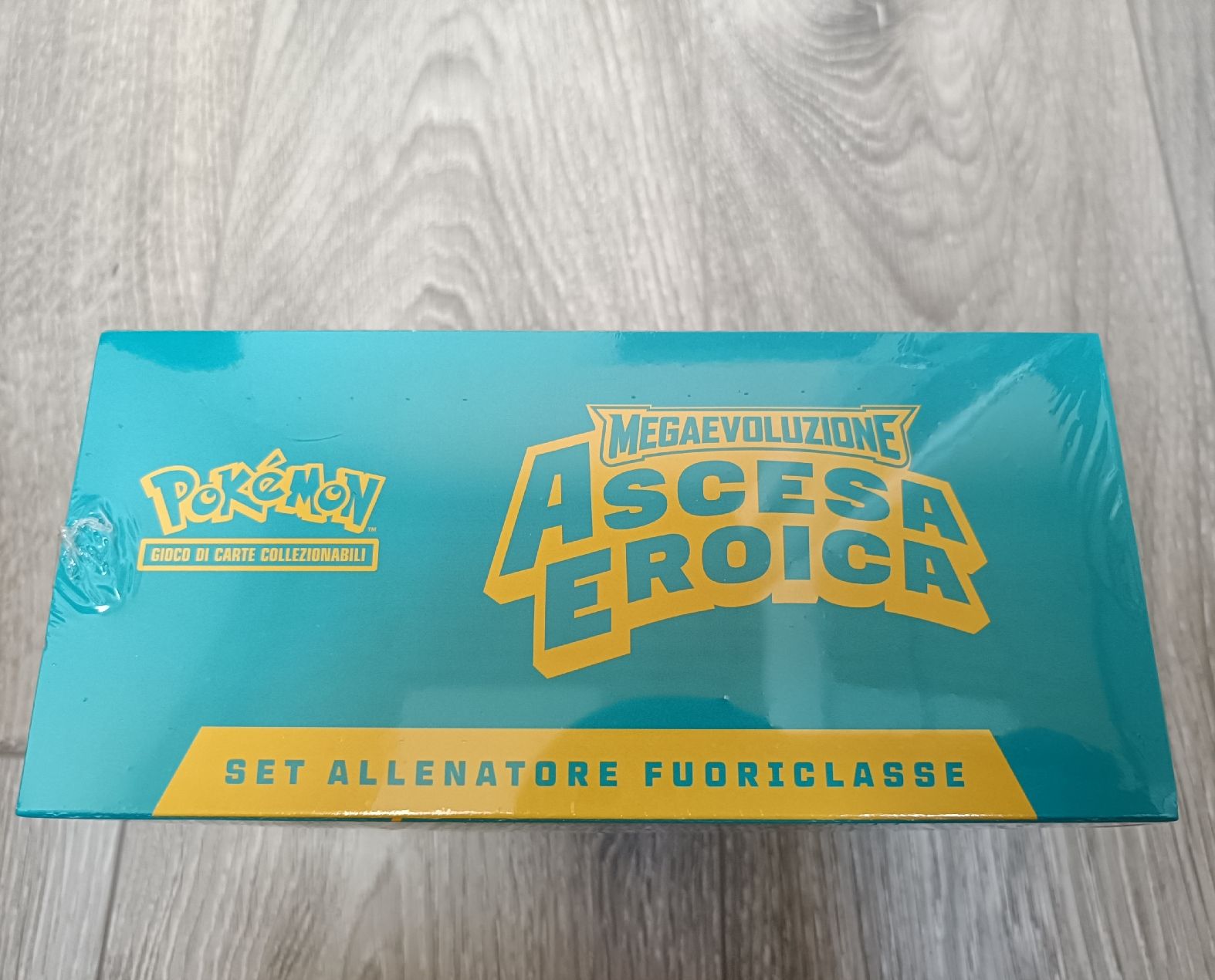 Pokémon Carte collezionabili: Pokémon ETB Ascesa Eroica – Nuovo e nell'imballaggio originale da Lostallo venduto da cha_lx5j 2