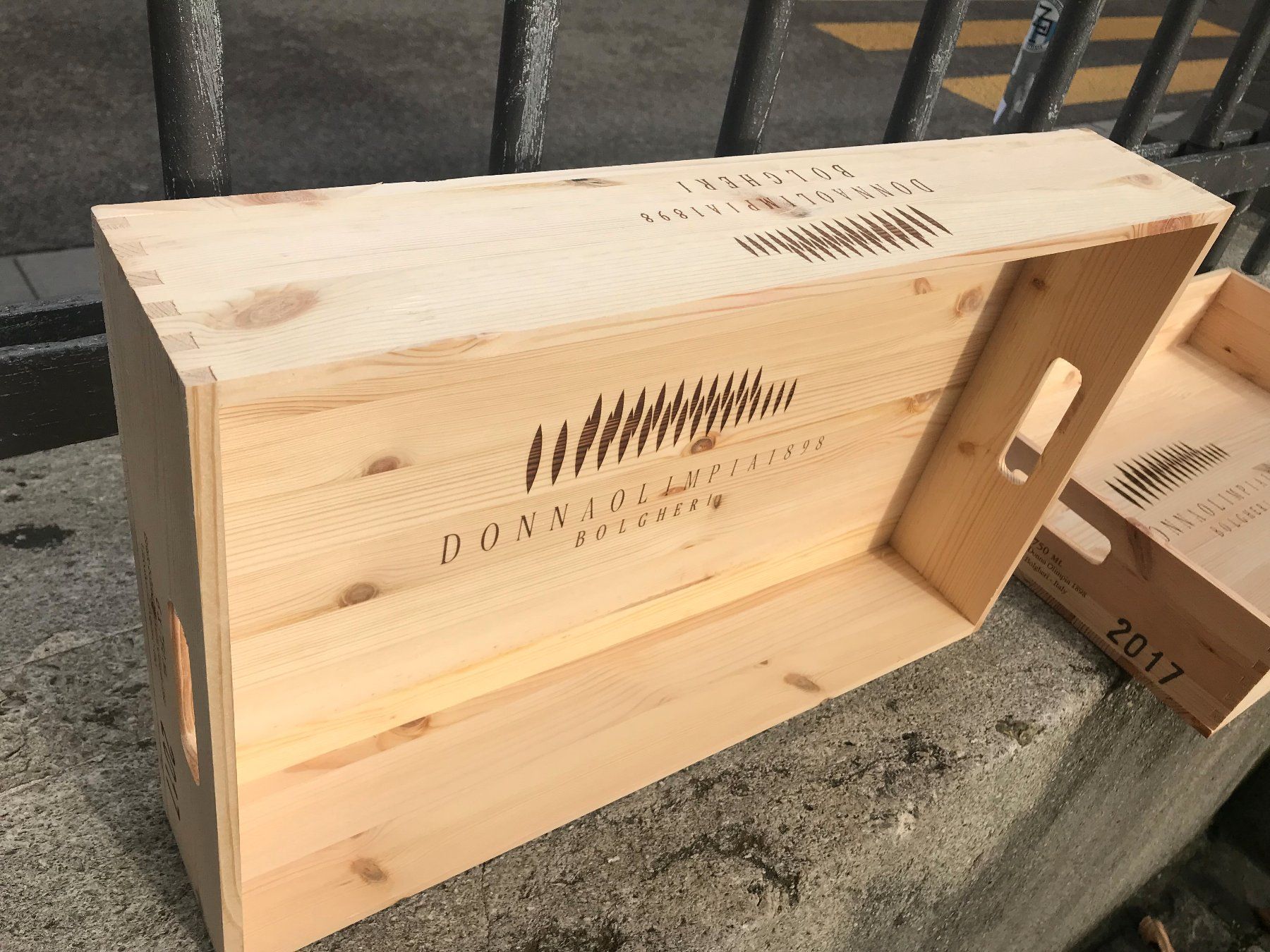 Autres: schönes Serviertablett Weinkiste – D'occasion à Zürich par atlantis77 4