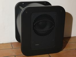 GENELEC 7070A, Aktiv-Subwoofer 250 W, 19 Hz - 85 Hz, 50 kg